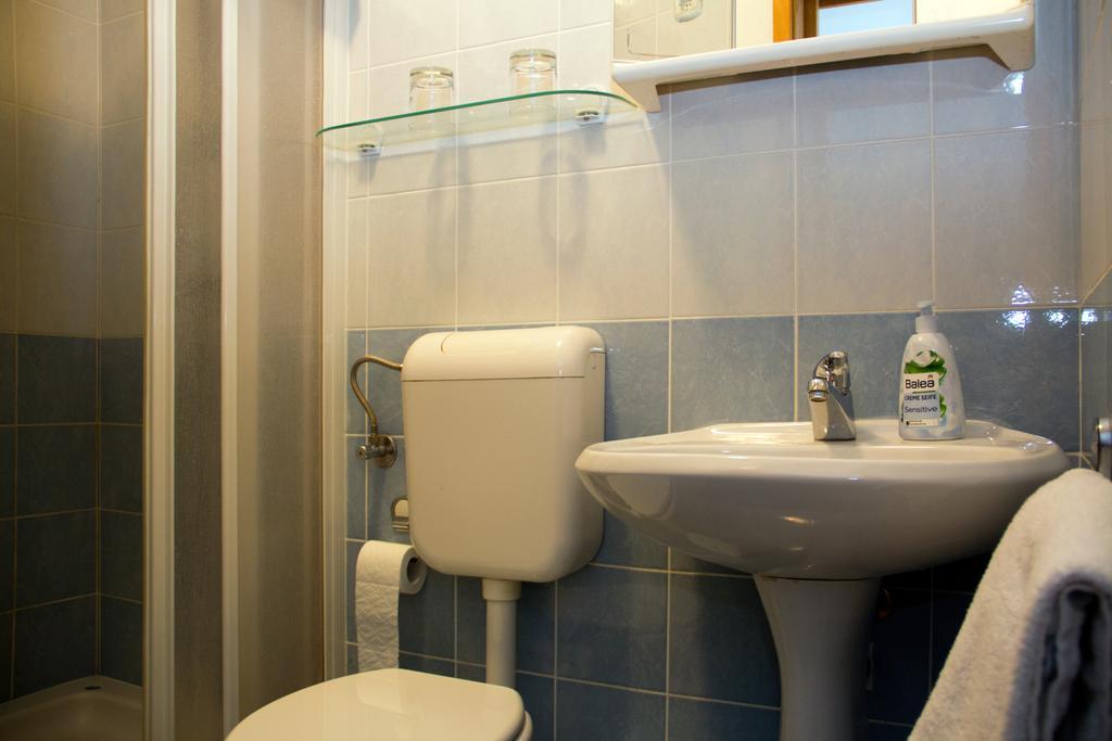 Blato Guesthouse Jug חדר תמונה